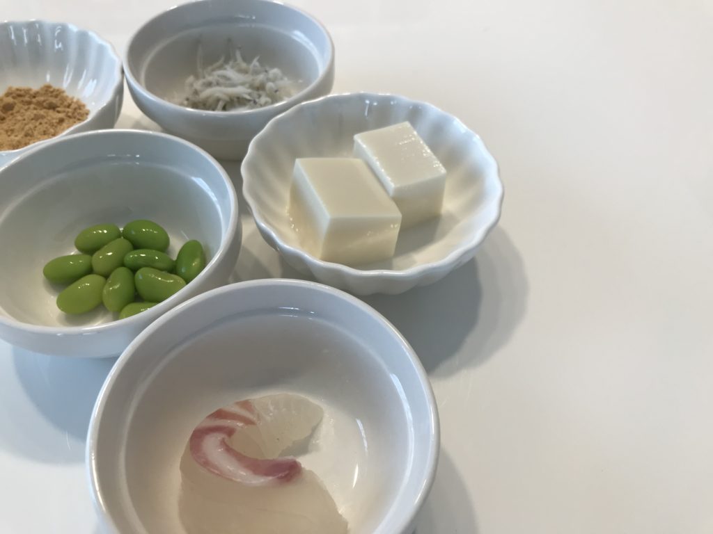 豆腐、刺身、枝豆、しらす、きなこ